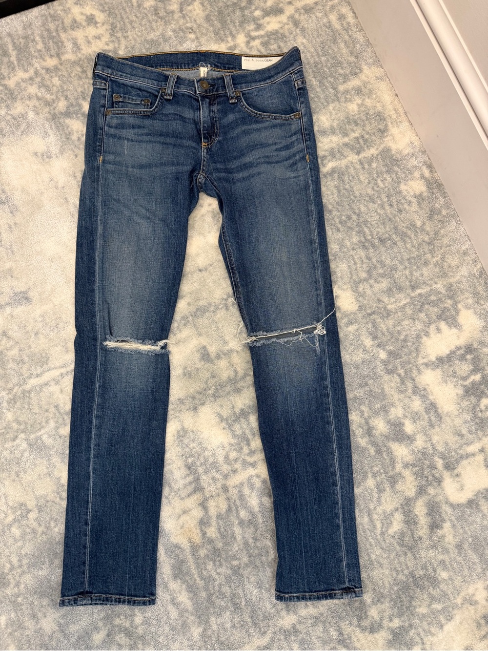 Rag & Bone Tomboy - Low Rise Womens Distressed Knee Skinny Jeans